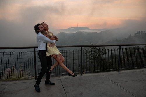 mobile - carousel-hero-element image-0