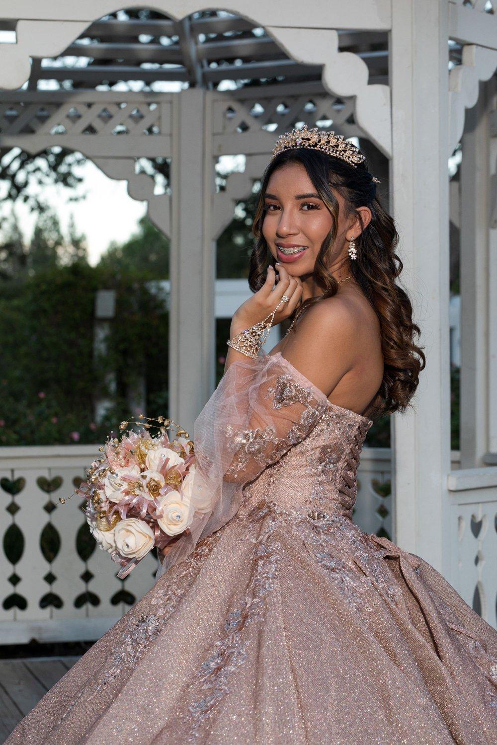 carousel-hero-element image-4